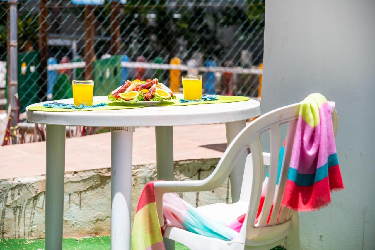 101 Bright, Pool View And Air Conditioning Apartment ปลายาเดลาสอเมริกาส ภายนอก รูปภาพ