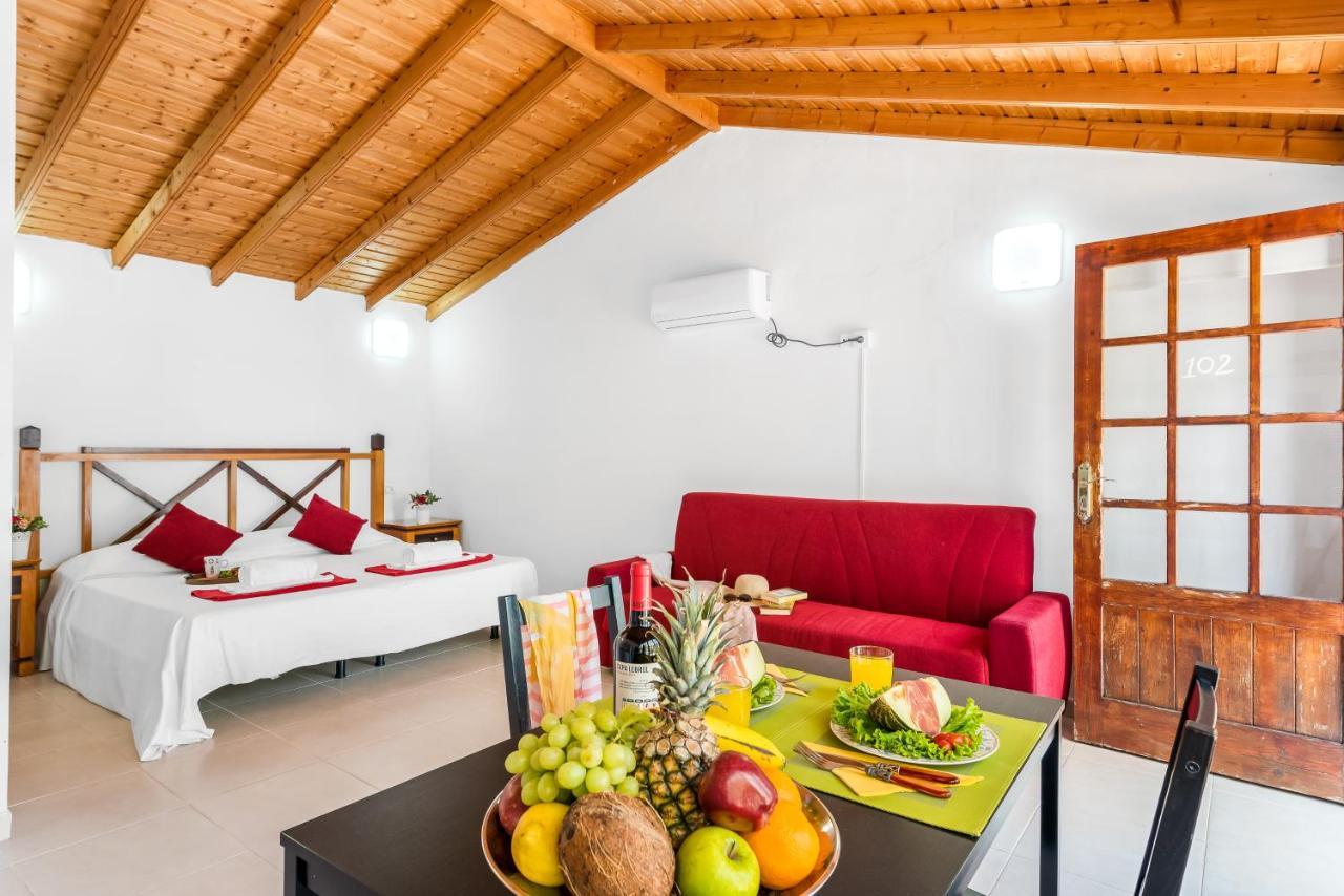101 Bright, Pool View And Air Conditioning Apartment ปลายาเดลาสอเมริกาส ภายนอก รูปภาพ